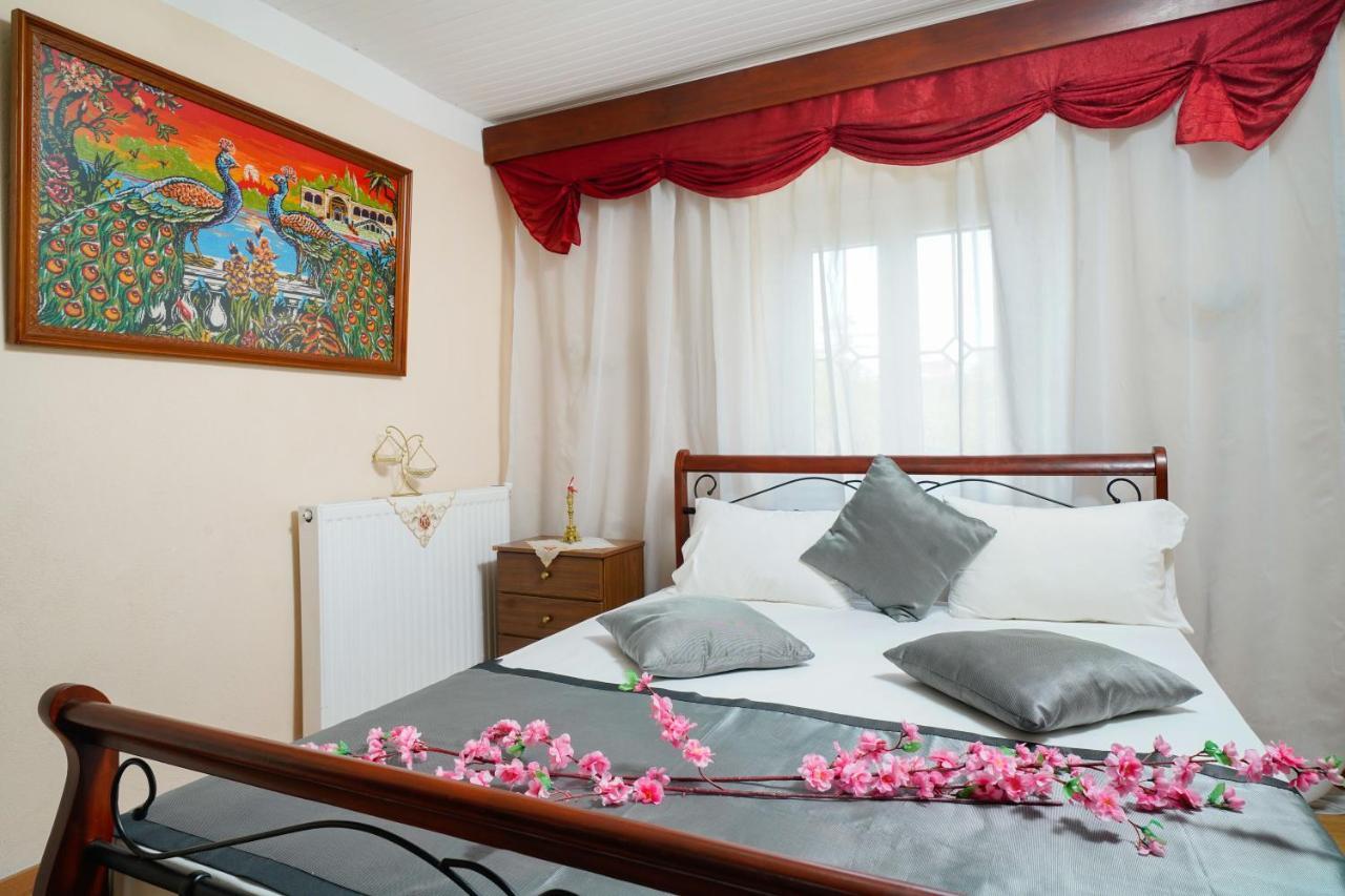 Irene'S Apartment Kastron  Экстерьер фото