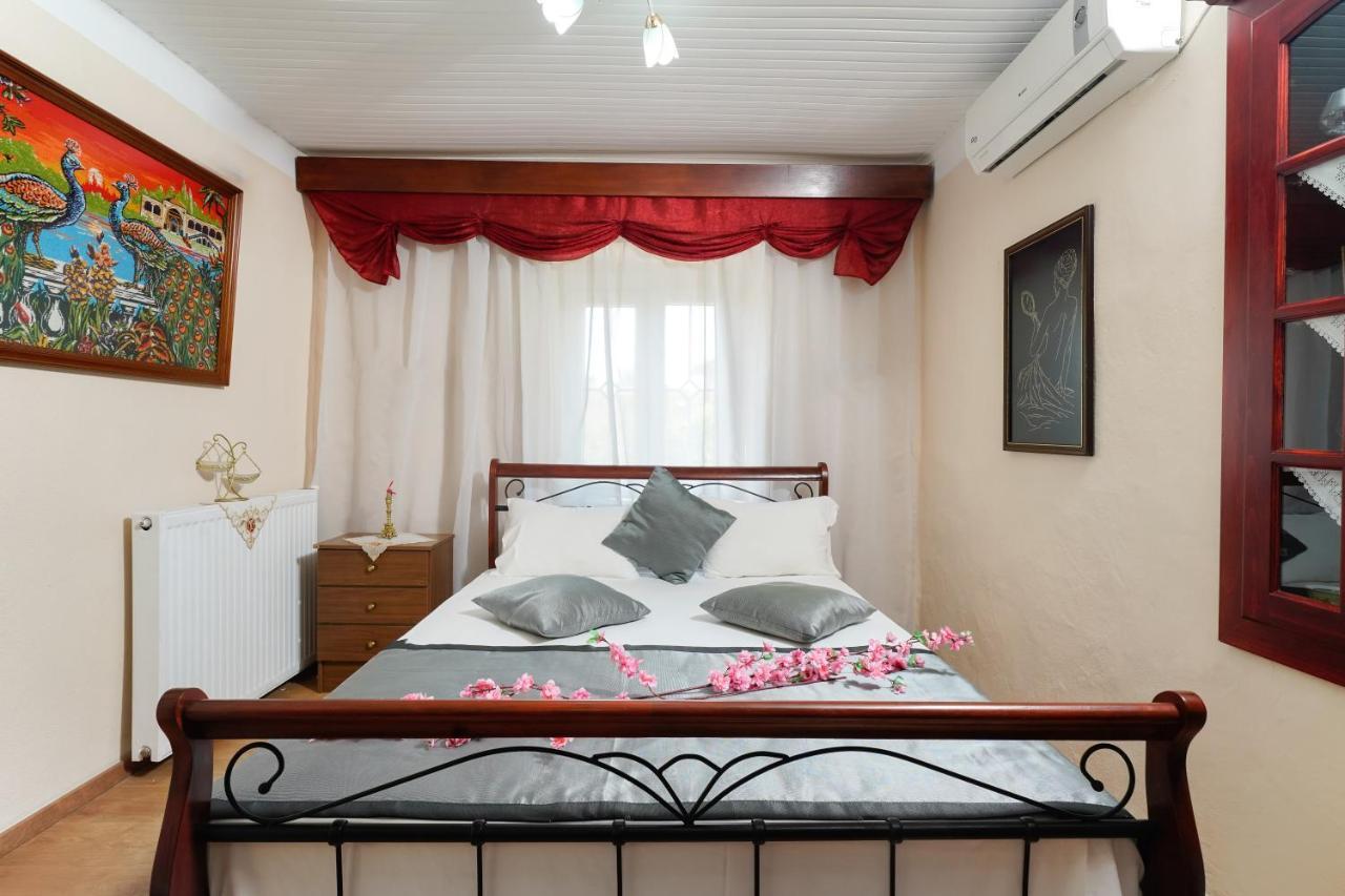 Irene'S Apartment Kastron  Экстерьер фото